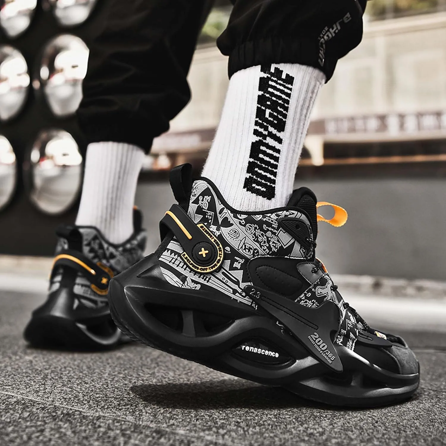 Mens High Top Lace Up Casual Sports Shoes Anti Slip and Wear Resistant Rubber Soles Basketball Shoes High Elasticity Running Shoes Lightweight Carrying Tennis Sports Shoes Breathable Badminton Shoes