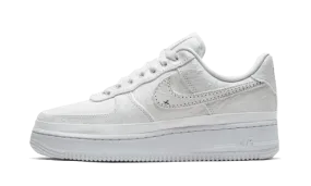 running on a track oval MeshVentilation Air Force 1 Low Tear Away White
