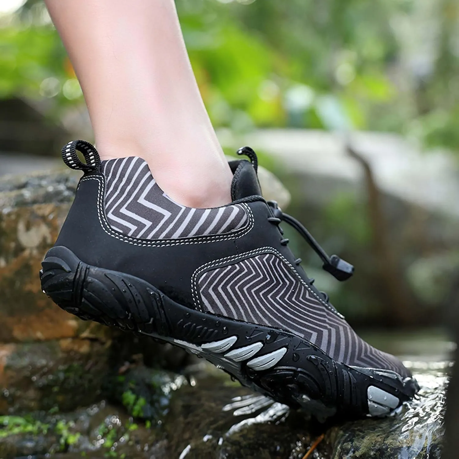 Men's Women's Outdoor Water Sports Shoes Men's Quick Dry Beach Shoes Walking, Fishing, Climbing, Sailing, Hiking, Functional Training Shoes Breathable, Amphibious Sports Shoes