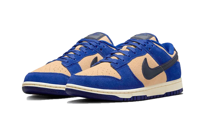 Dunk Low LX Blue Suede posture - correcting shoes lace - decorated running gear