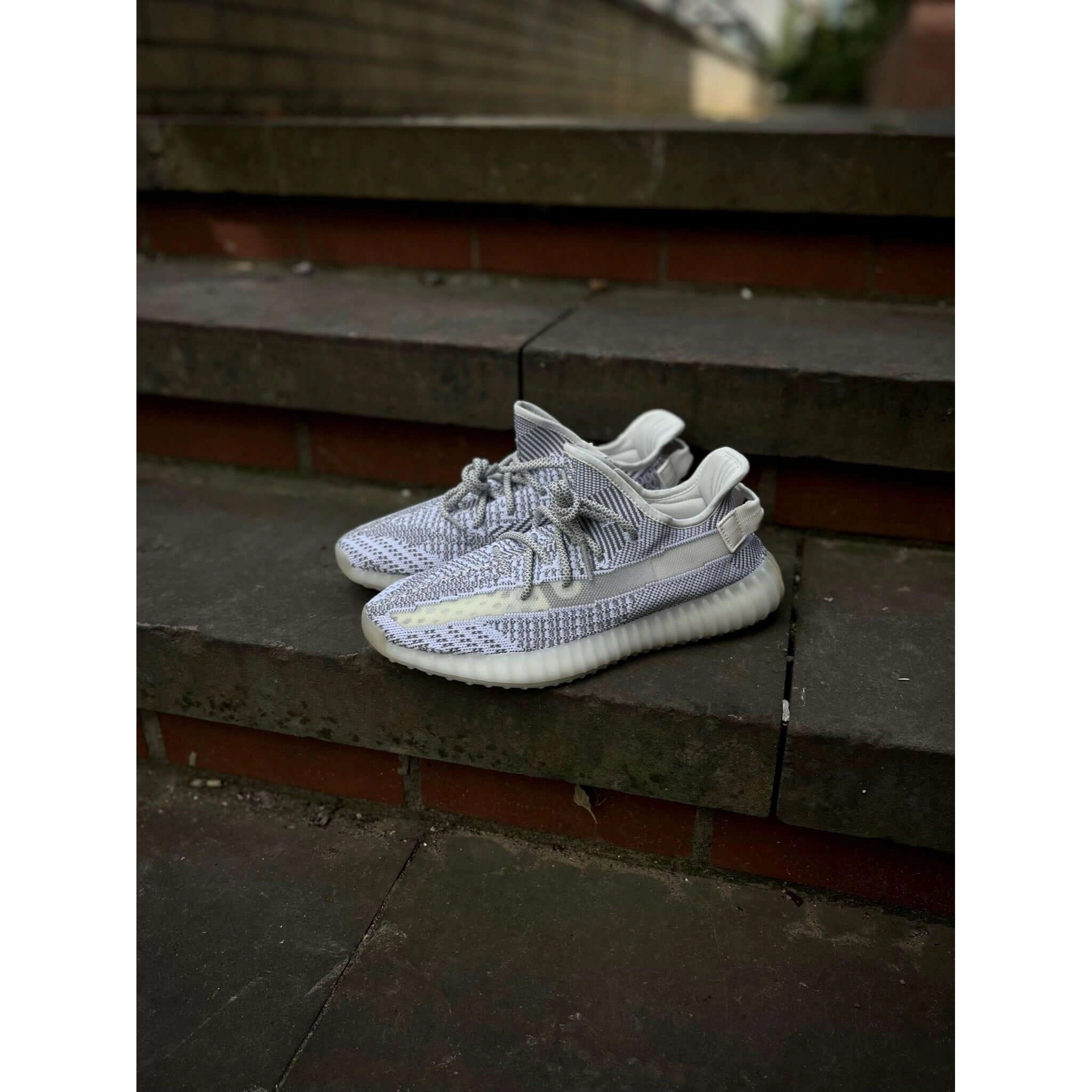 Modern Urban Adidas Yeezy Boost 350 V2 Static