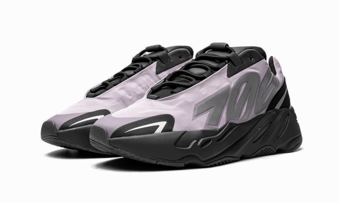 Farm Step ShockAbsorbing Yeezy 700 MNVN Geode