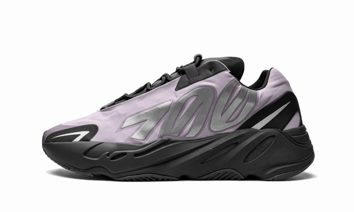 Yeezy 700 MNVN Geode Smooth Flex Flexible Movement