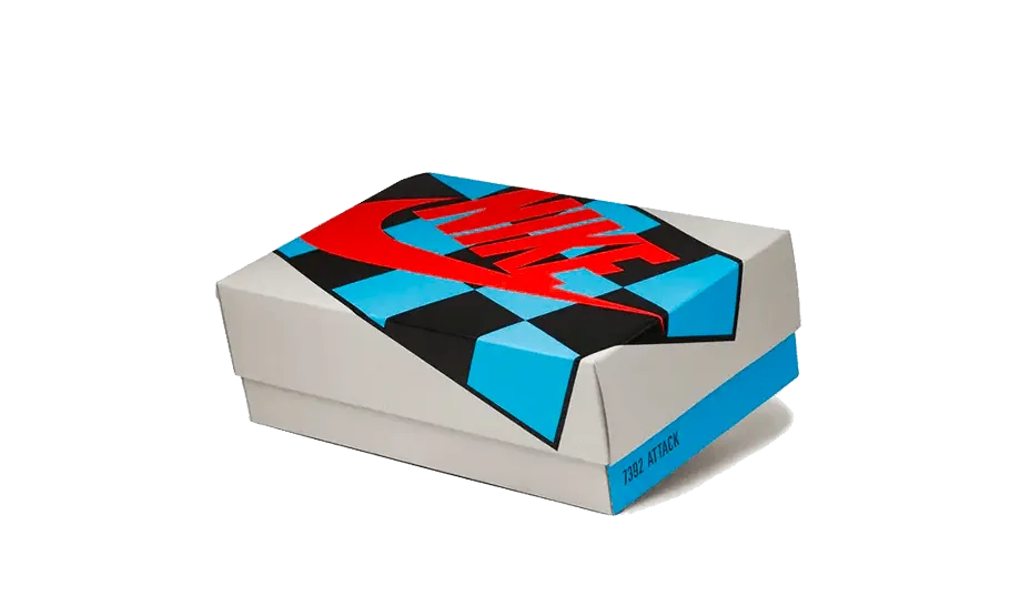 running in a sports complex shoes Mac Attack QS SP Travis Scott