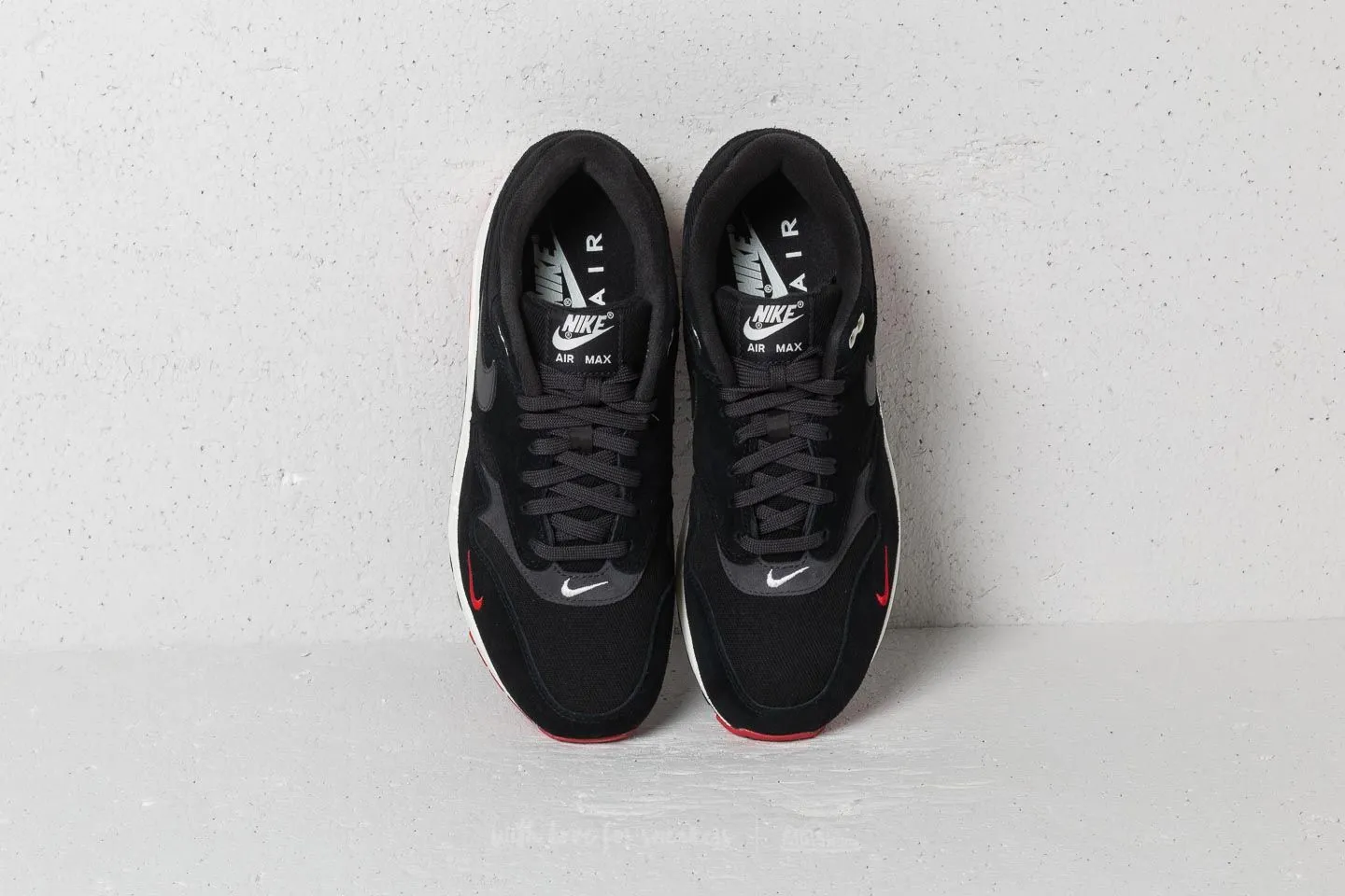 Gym ready Nike AIR MAX 1 PREMIUM