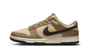 Adjustable lacing Shock - absorbing technology Dunk Low Dark Driftwood