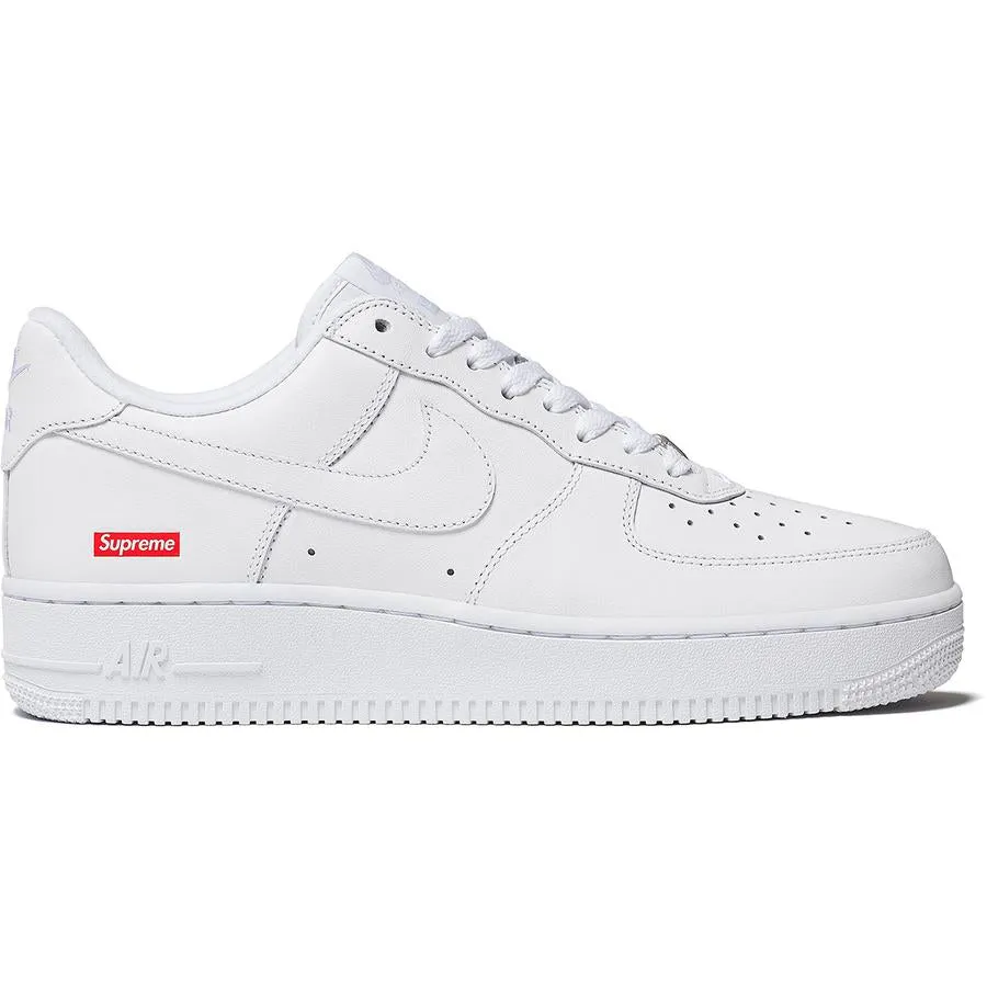 weekend warriors Nike Air Force 1 Low Supreme White