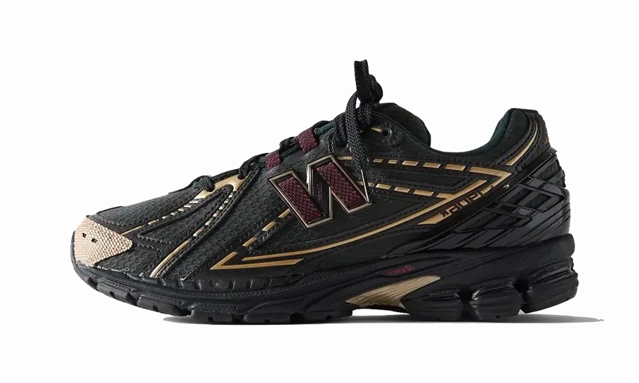 Injection Molded Construction Pace Booster New Balance 1906R Kith Black