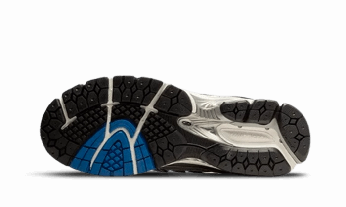 Seamless Upper New Balance 1906R Silver Metallic