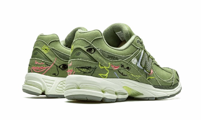 Urban Daily New Balance 2002R Bryant Giles Olive Green