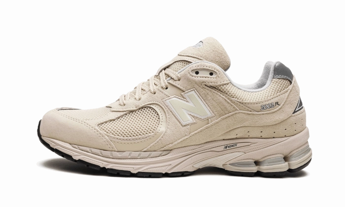 New Balance 2002R Light Bone Aluminium Street traction Support Cushion