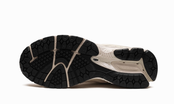 Canvas Material New Balance 2002R Light Bone Aluminium