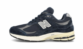 Sturdy Construction Street Chic New Balance 2002R Navy Eclipse