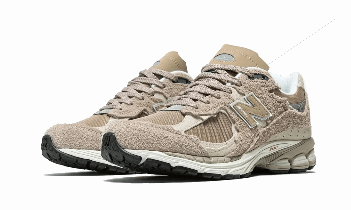 Non Irritating Seams New Balance 2002R Protection Pack Beige