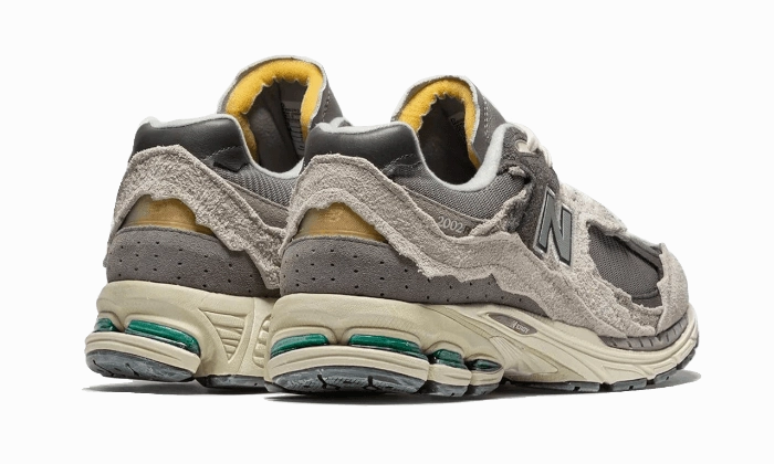 Premium Comfort New Balance 2002R Protection Pack Rain Cloud