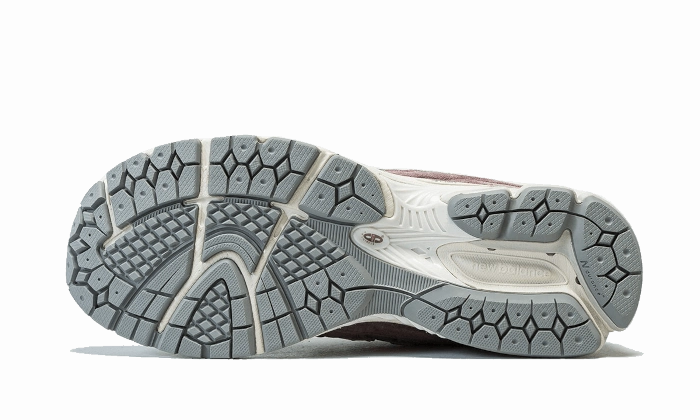 New Balance 2002R Suede Pack Black Fig Adaptive Lace Tension Soft Leather