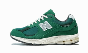New Balance 2002R Suede Pack Forest Green Slim wear Compression Fit
