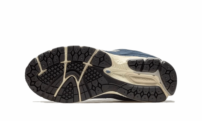 Lightweight Responsive Cushioning New Balance 2002R Vintage Indigo