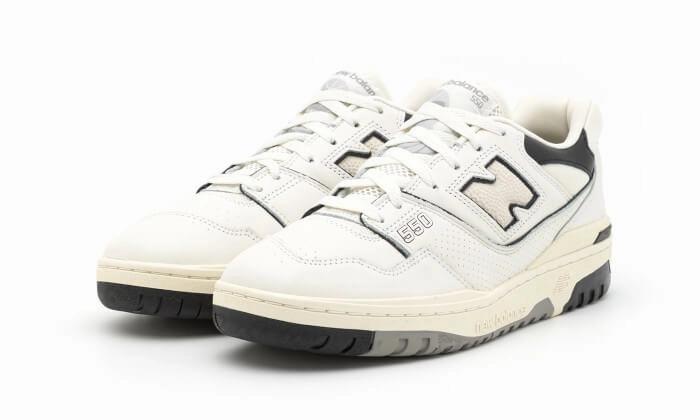 New Balance 550 Cream Black Cushioned Upper