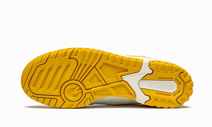 Stitch Down Construction New Balance 550 Sea Salt Varsity Gold