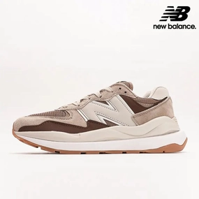 Gym Casual Shift Friendly New Balance 57/40 Mushroom Black Coffee