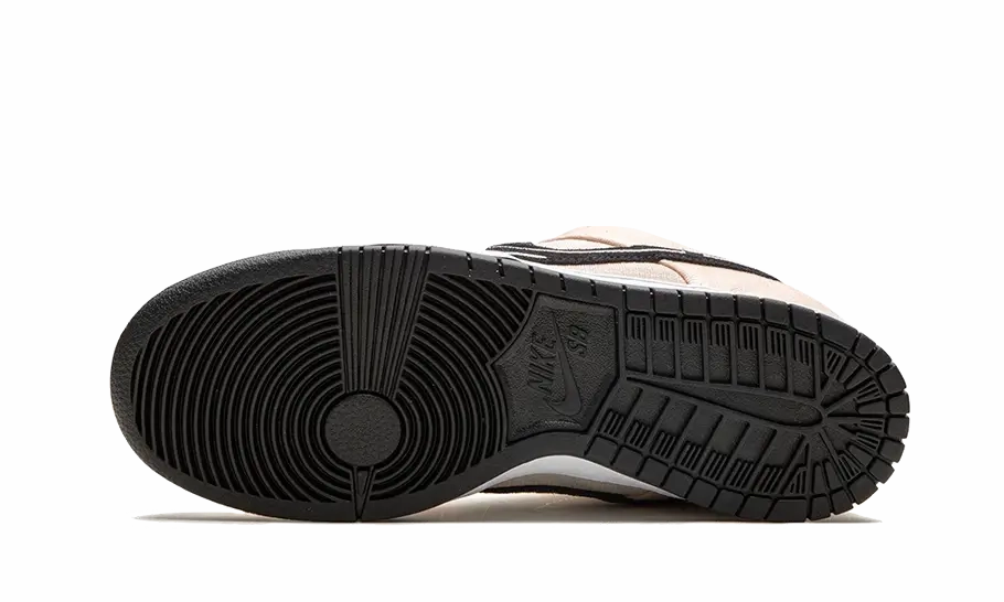 Nike SB Dunk LowAlbino & Preto Tailored arch