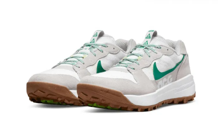 Relax Days Nike ACG Lowcate Light Iron Ore Green