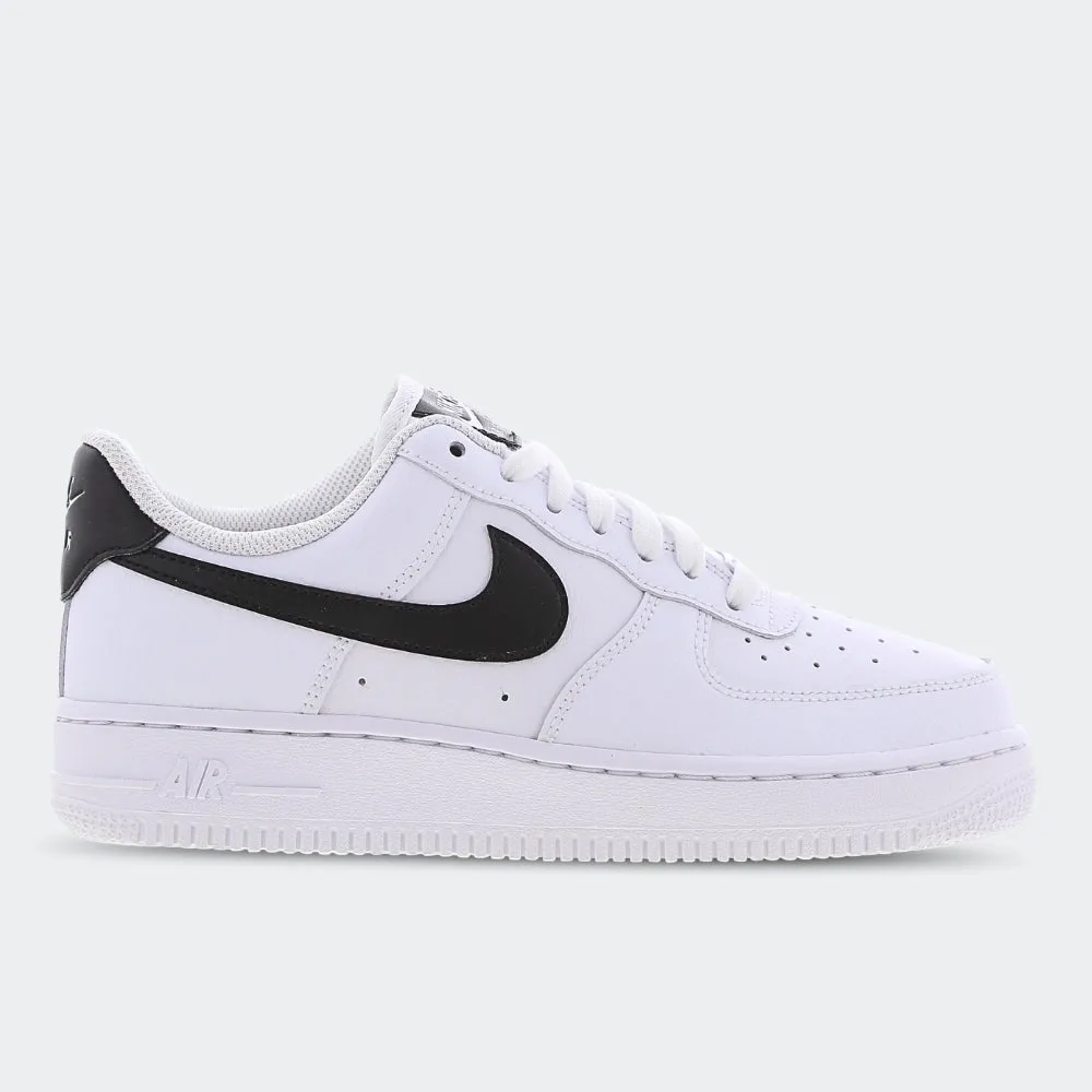 Breathable wear Nike Air Force 1 '07 Essential