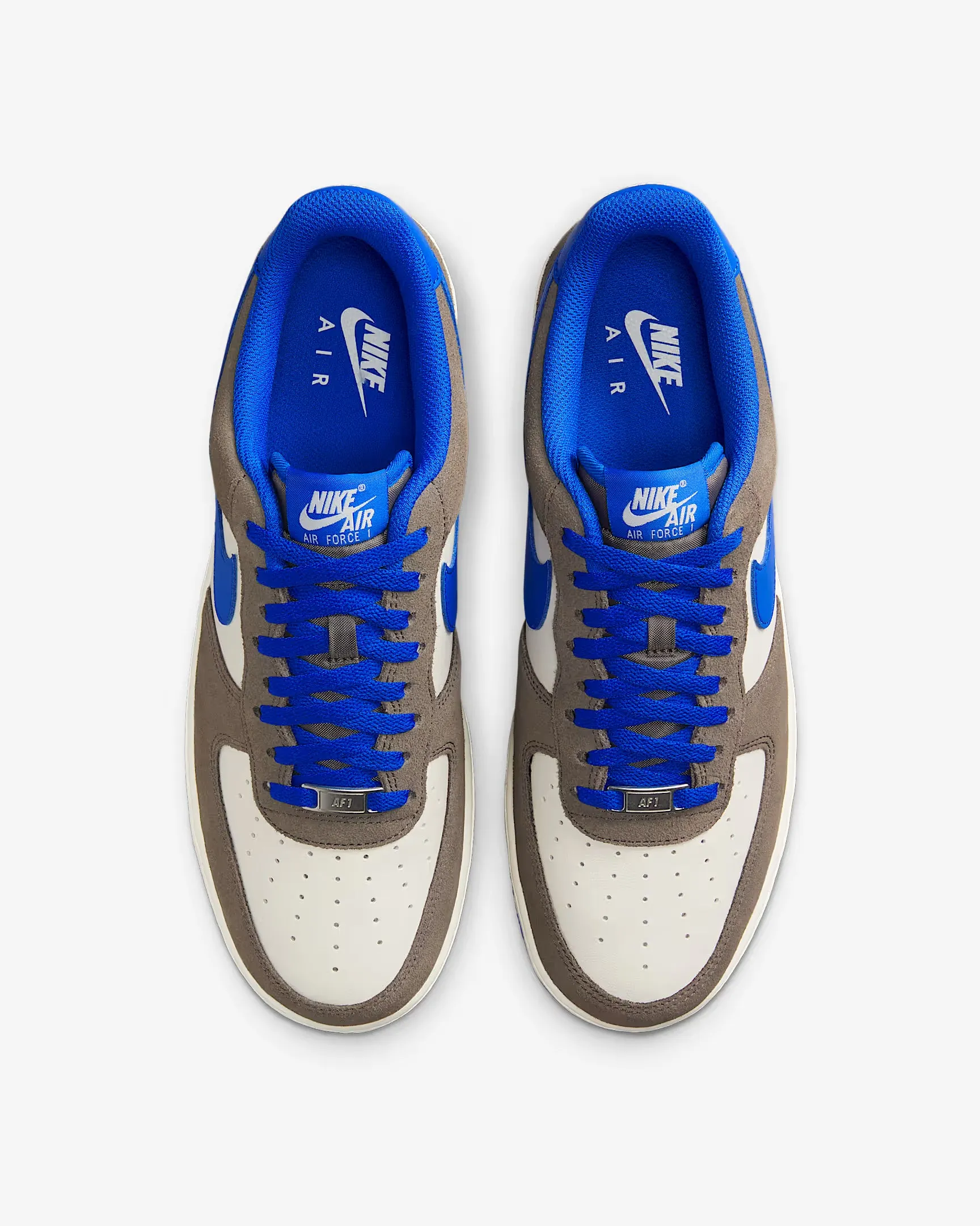 Nike Air Force 1 '07 LV8 flexible shoe aspects