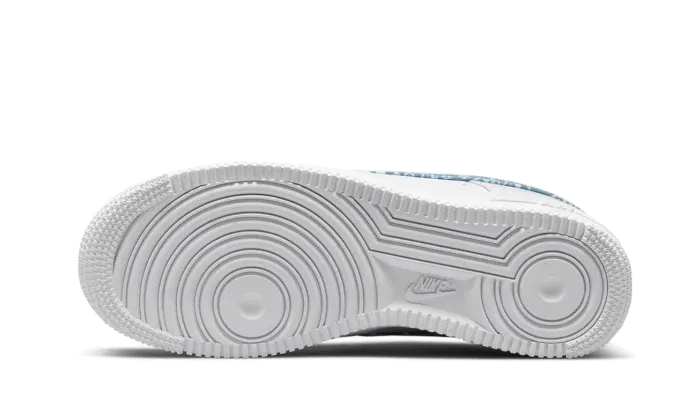 Nike Air Force 1 Low '07 Essential White Worn Blue Paisley fresh feel