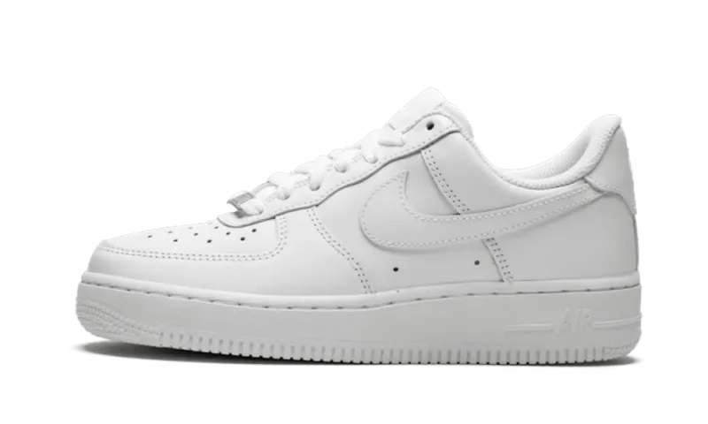 Nike Air Force 1 Low '07 Triple White Contrasting Colors