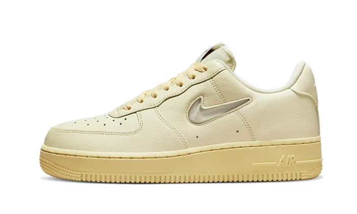 Go Active Nike Air Force 1 Low LX Certified Fresh