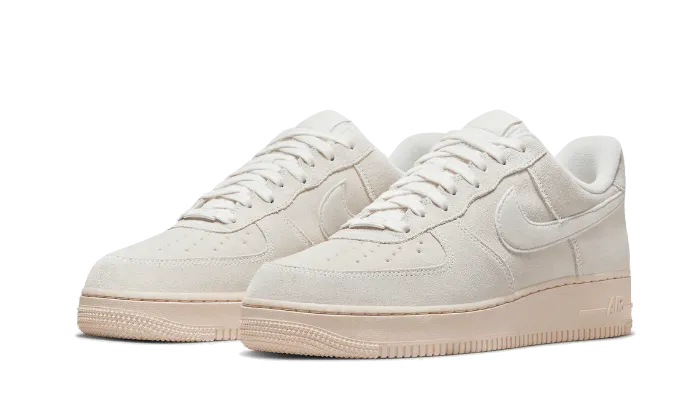 Nike Air Force 1 Low Winter Premium Summit White Classic Design training performance