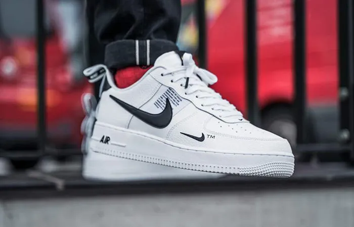 Thermal Regulating Liners Ultra-soft comfort Nike Air Force 1 LV8 Utility Triple White