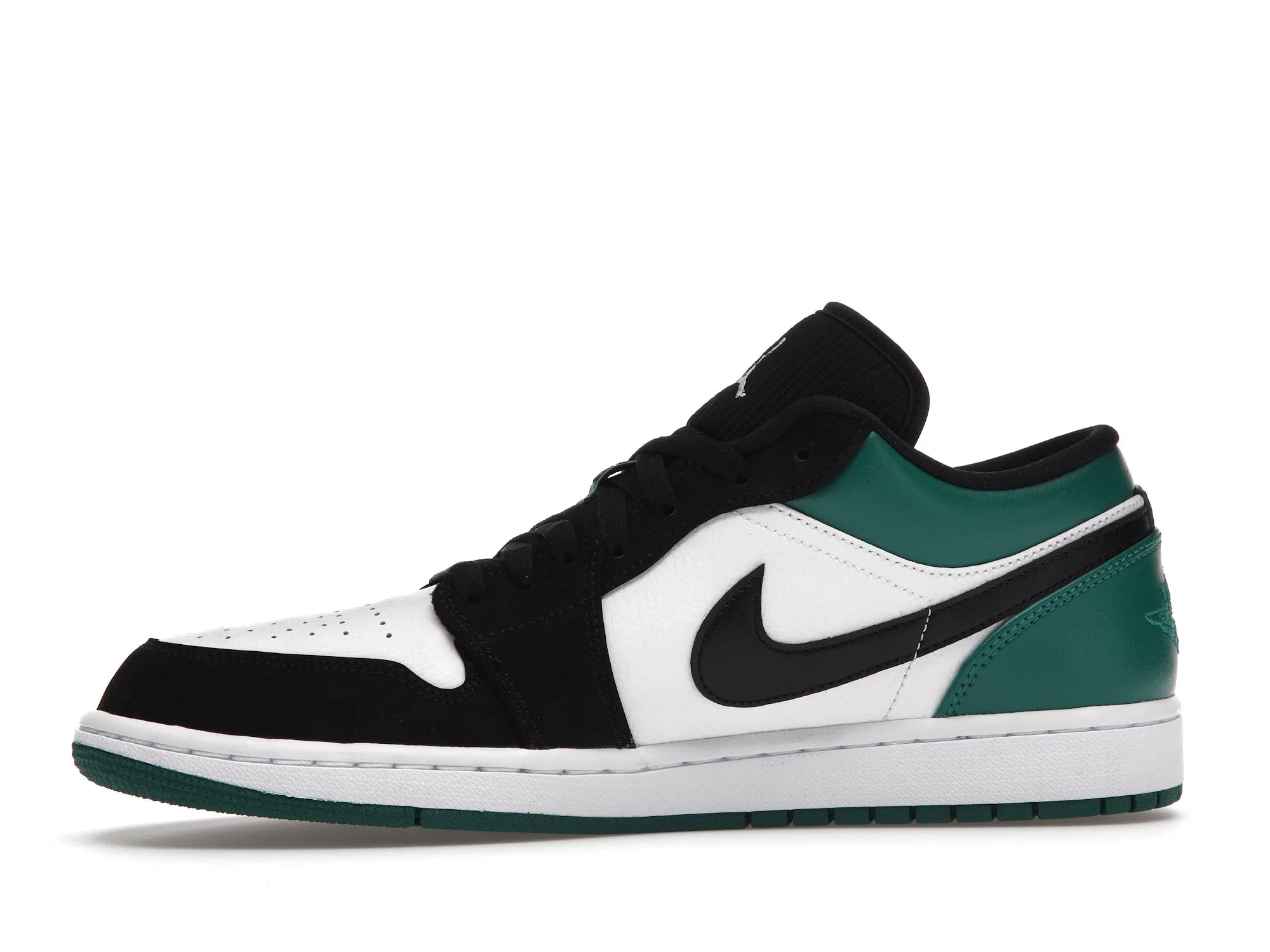 Flexible Build Nike Air Jordan 1 Low 'Mystic Green'