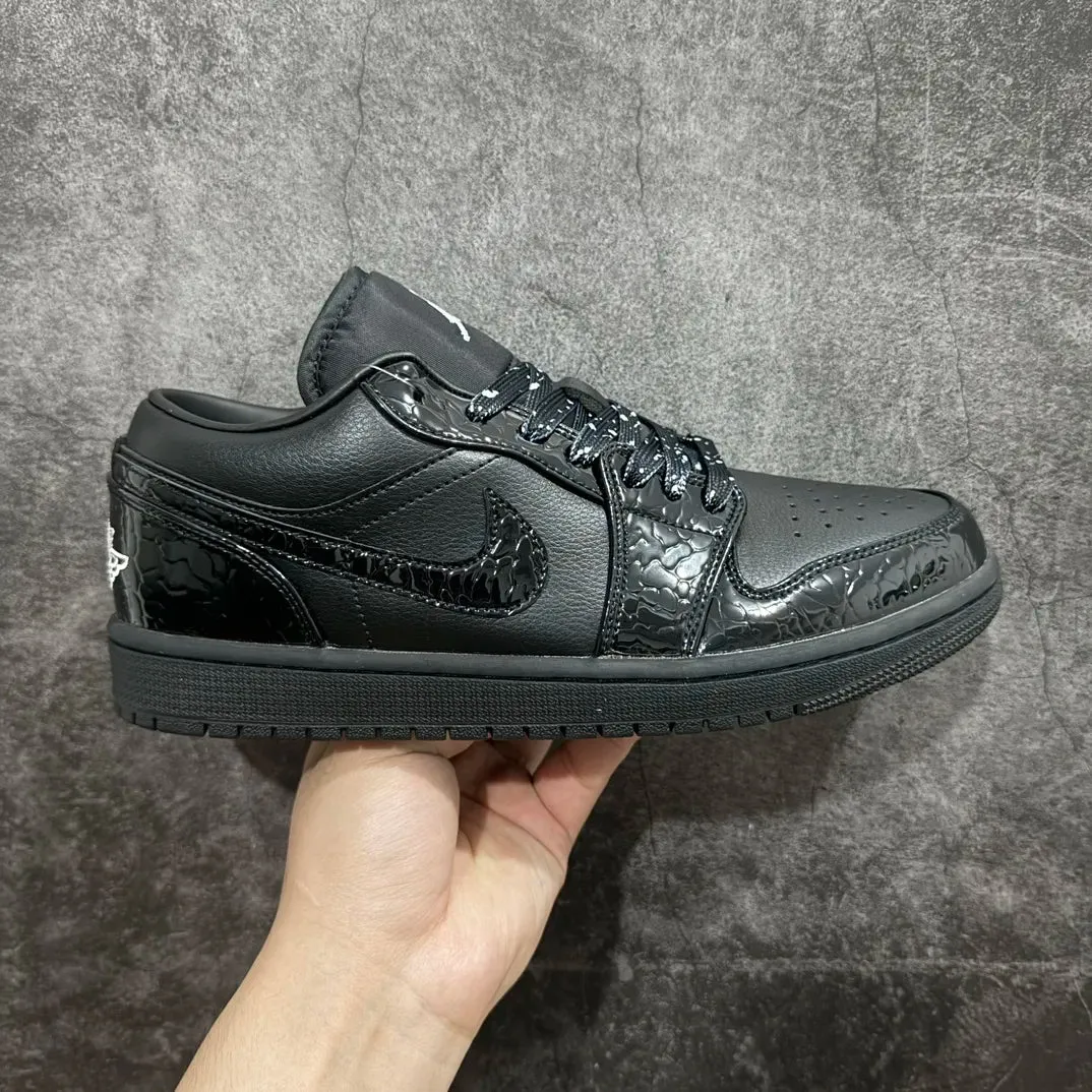 Breathable Grip Street traction Nike Air Jordan 1 Low SE "Black Croc"