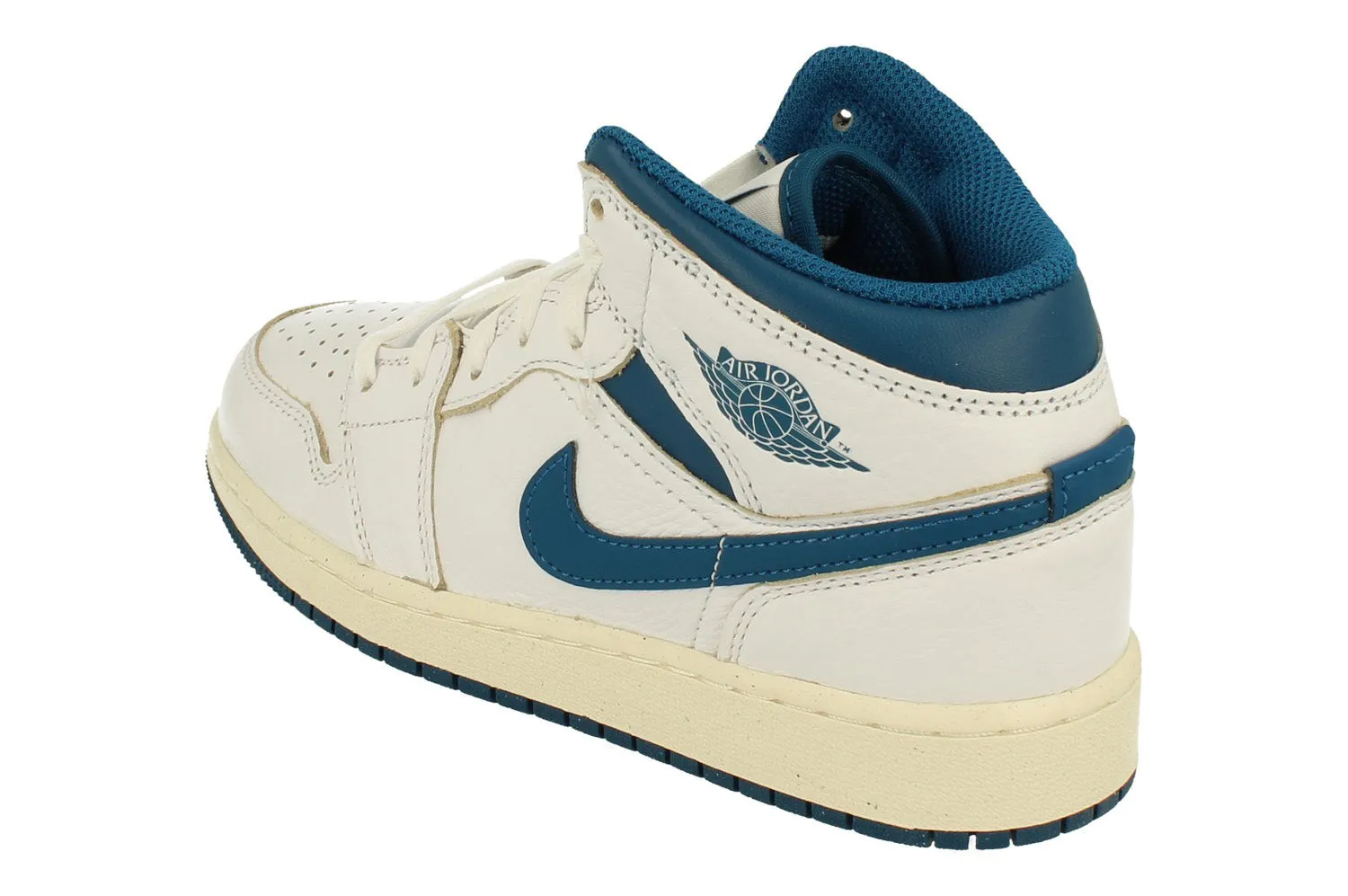 Nike Air Jordan 1 Mid SE GS Trainers Fn7432  141 fashionable - feature shoes running in a field shoes
