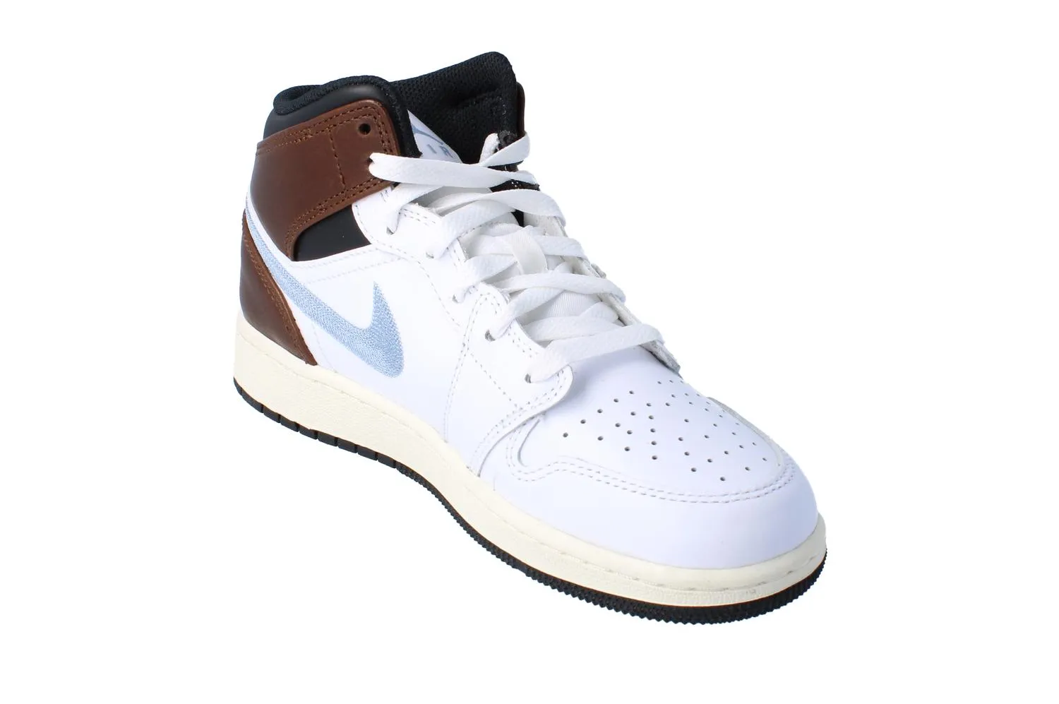 running in a fen area shoes Nike Air Jordan 1 Mid SE GS Trainers Fq8162 142