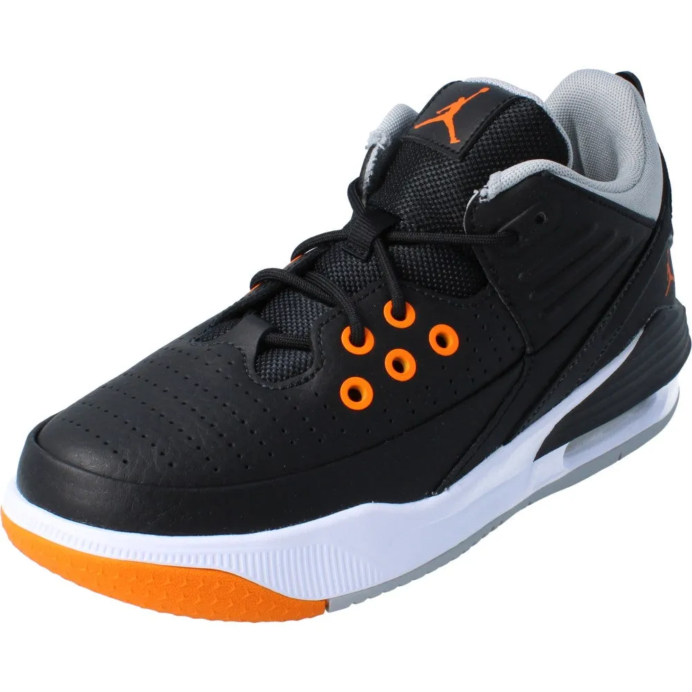 moisture - wicking running shoes Nike Air Jordan Max Aura 5 GS Trainers Dz4352  008