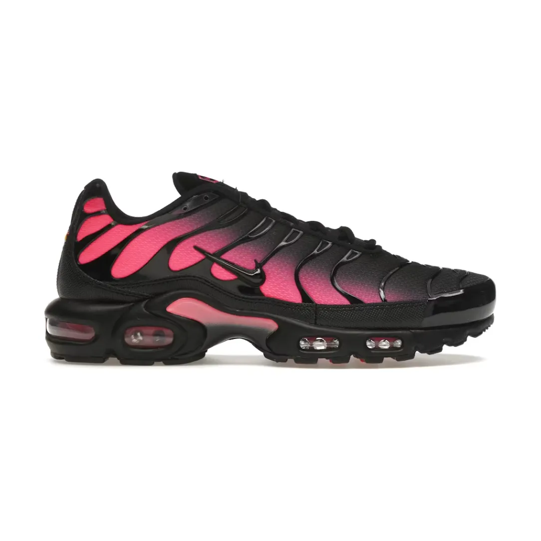 Nike Air Max Plus Black Hyper Pink hilly track running wear
