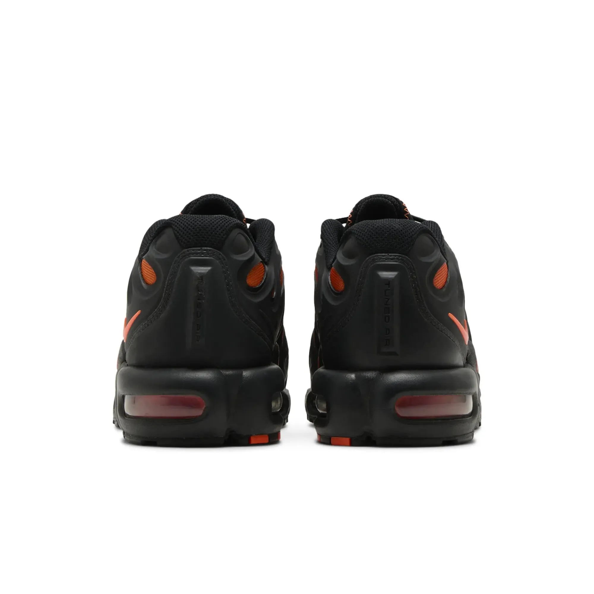 Nike Air Max Plus Drift Black Dragon Red confident - running running in a desert area