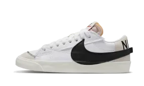 Nike Blazer Low 77 Jumbo White Black Sail Cushioned Step Quick Feel