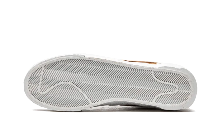 Nike Blazer Low Sacai British Tan Silent Walk