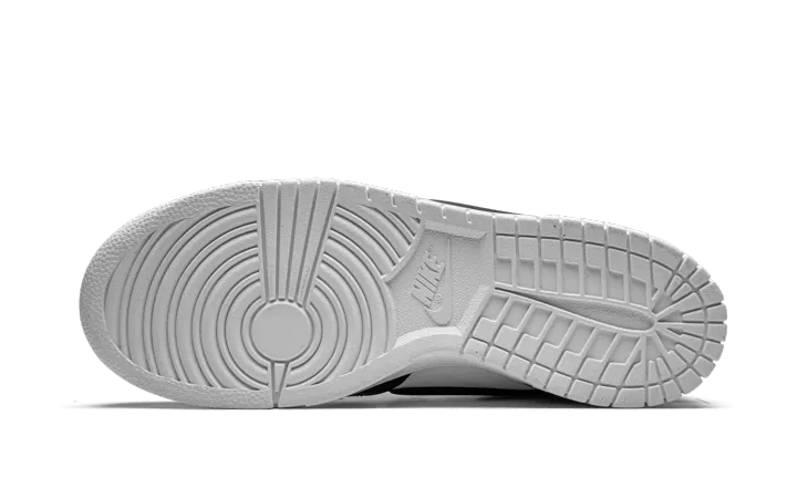 Iconic Style Torque Control Plate Nike Dunk High Ambush Black White