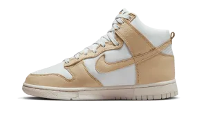 Nike Dunk High LX Team Gold Smooth Insole