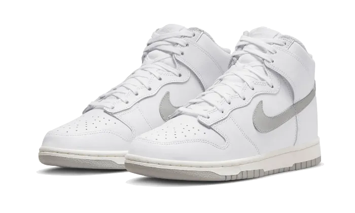 Low Cut Prostration Neutral Look Nike Dunk High Neutral Grey