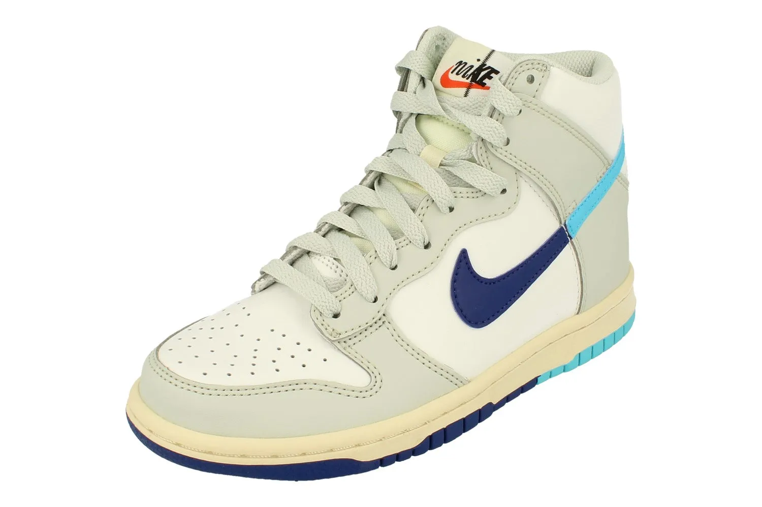 Sand - Resistant health-conscious Nike Dunk High Se GS Trainers Fn7995 100