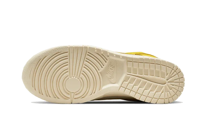 Smooth Design Nike Dunk Low Banana
