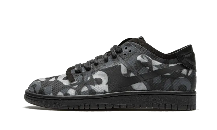 Street Outfit Recycled Rubber Nike Dunk Low Comme des Garons Print