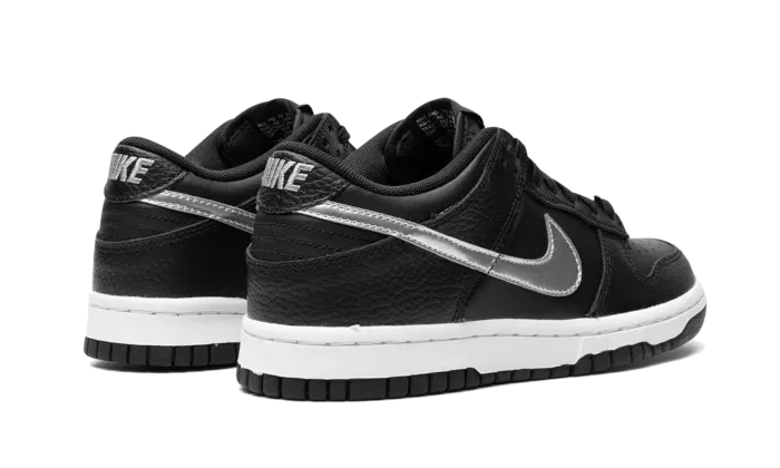 Iconic Footwear Nike Dunk Low NBA 75th Anniversary Spurs